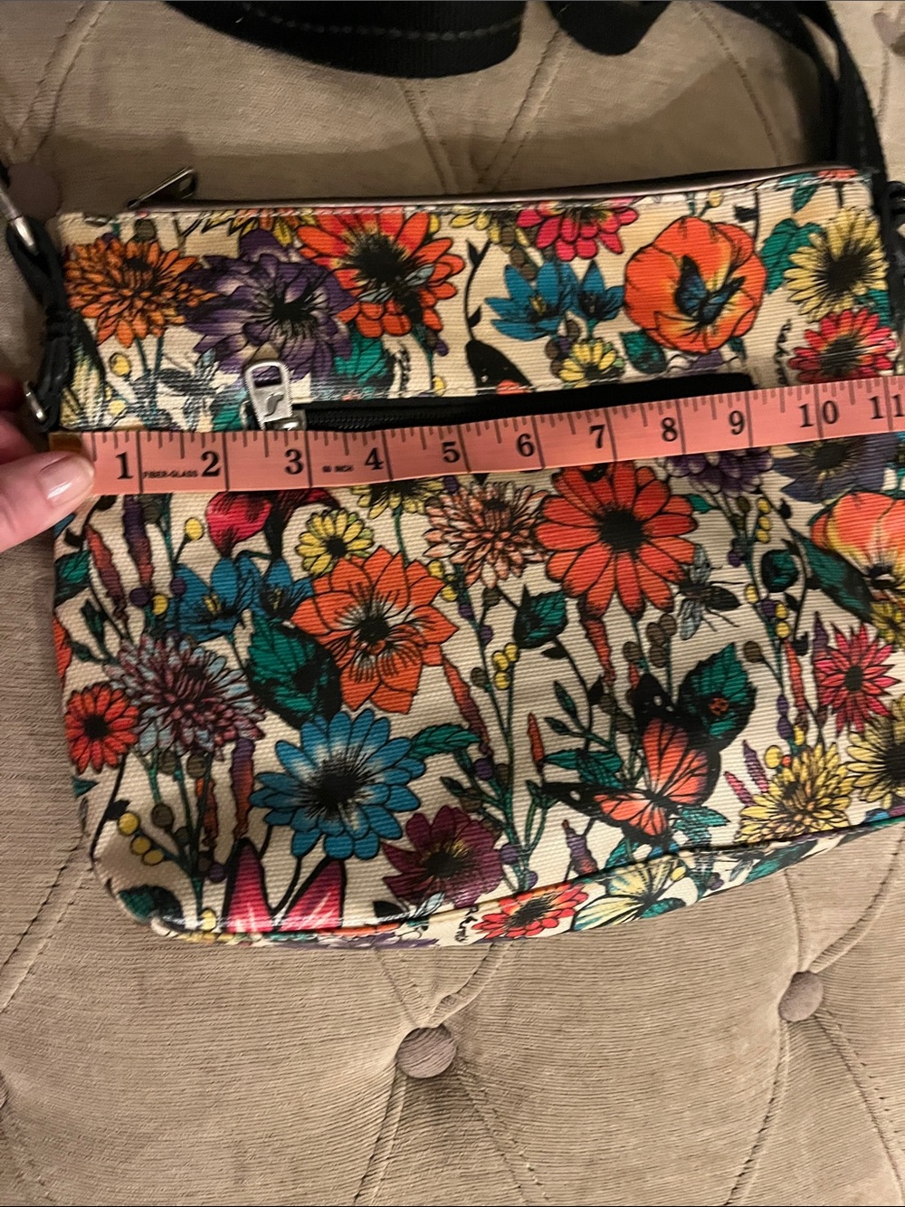Sakroots Floral Multi-Color Crossbody Bag/ Purse with Black Strap - Picture 4 of 7
